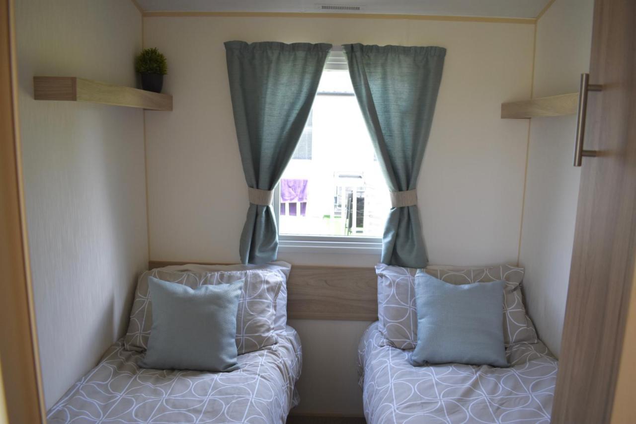 The Salsa Attractive Accomodation At Tattershall Lakes Bagian luar foto