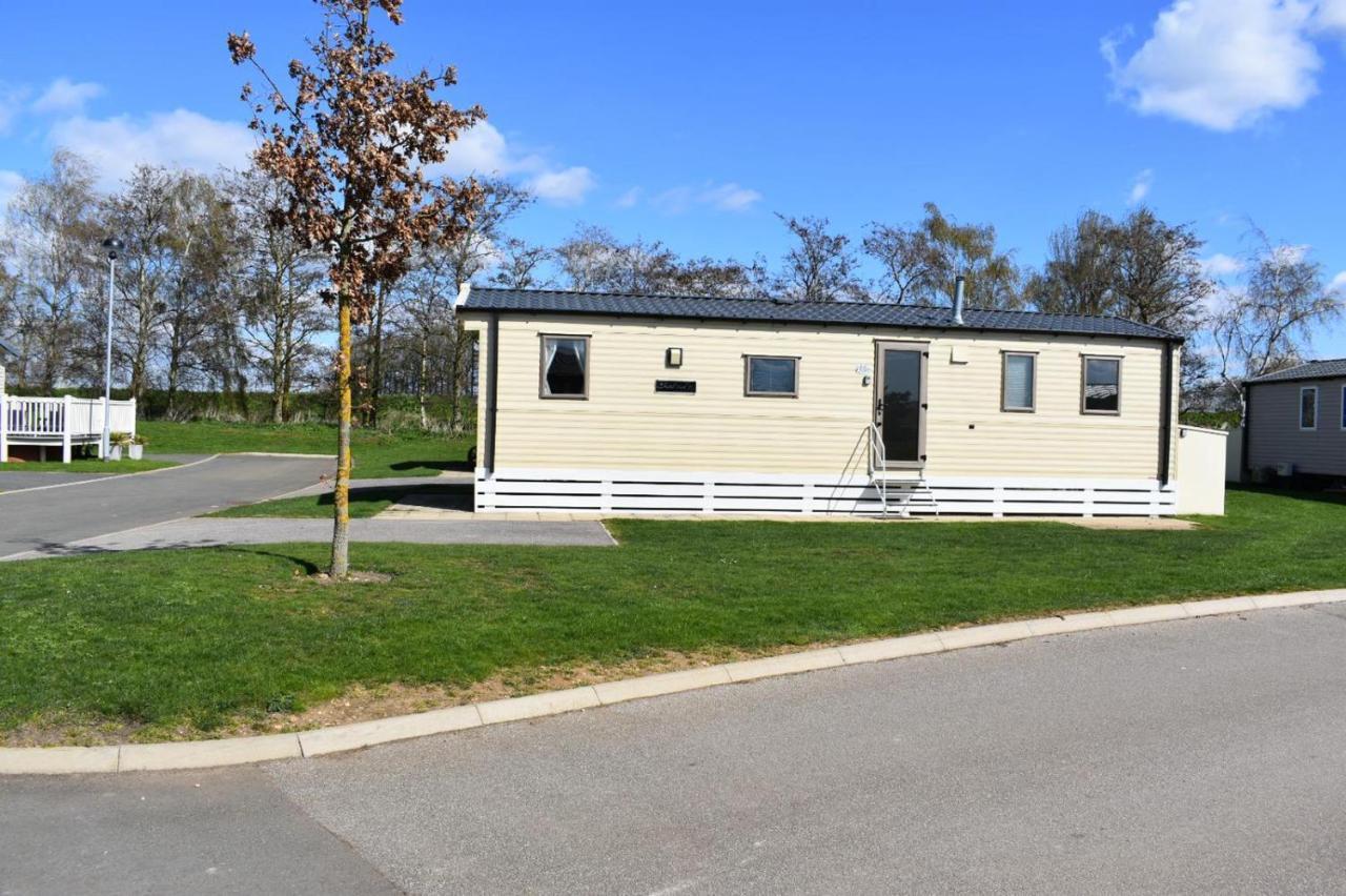 The Salsa Attractive Accomodation At Tattershall Lakes Bagian luar foto