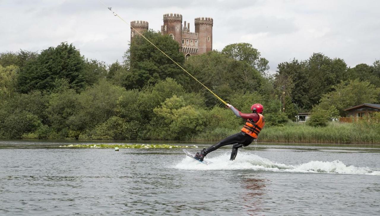 The Salsa Attractive Accomodation At Tattershall Lakes Bagian luar foto